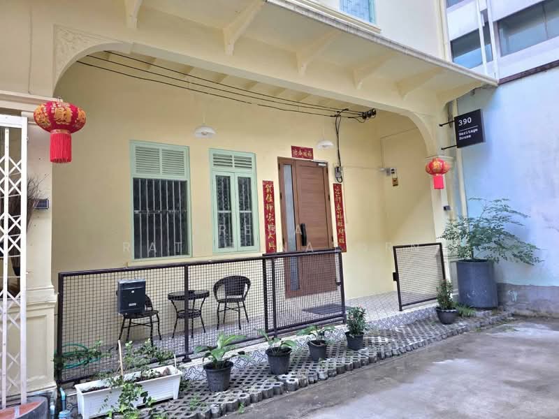 Heritage Home Surawong, Bangkok, Si Phraya, Bang Rak, Bangkok, 3 Bedrooms, 160 sqm, Townhouse For Rent, by TREBA - Ratthanatorn, 500360770 - DDproperty.com