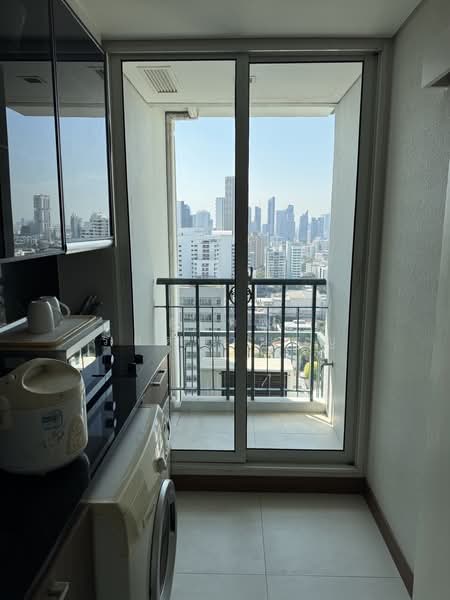 Ivy Thonglor, Bangkok, 889 Thonglor Road, Khlong Tan Nua, Watthana, Bangkok, Studio, 33 sqm, Condo For Rent, by สุเทพ รอดด้วยบุญ, 500360800 - DDproperty.com