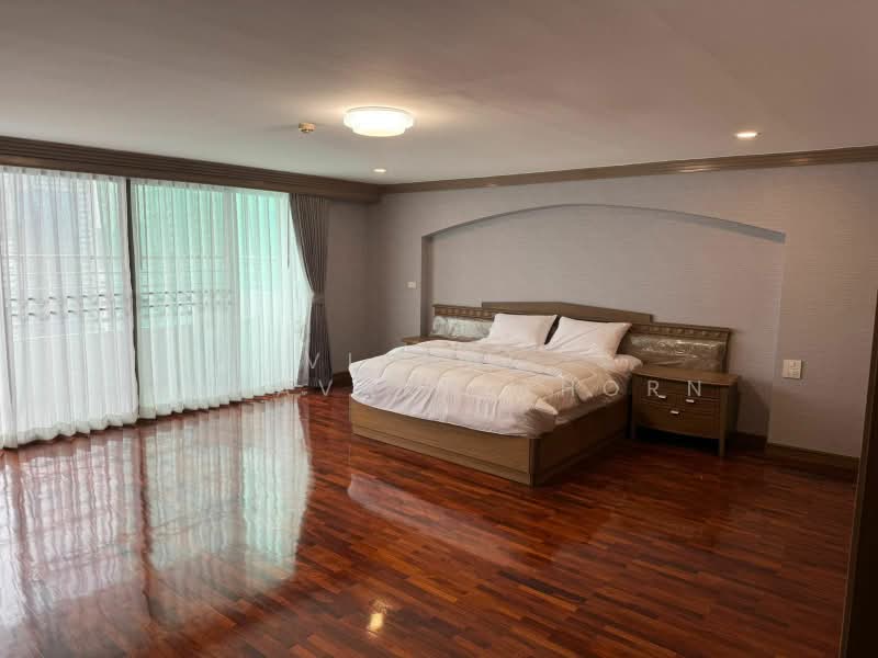 Wattana Heights, Bangkok, Sukhumvit Road, Khlongtoei Nua, Watthana, Bangkok, 3 Bedrooms, 350 sqm, Condo For Rent, by Vichai Annavakulthorn, 500360806 - DDproperty.com