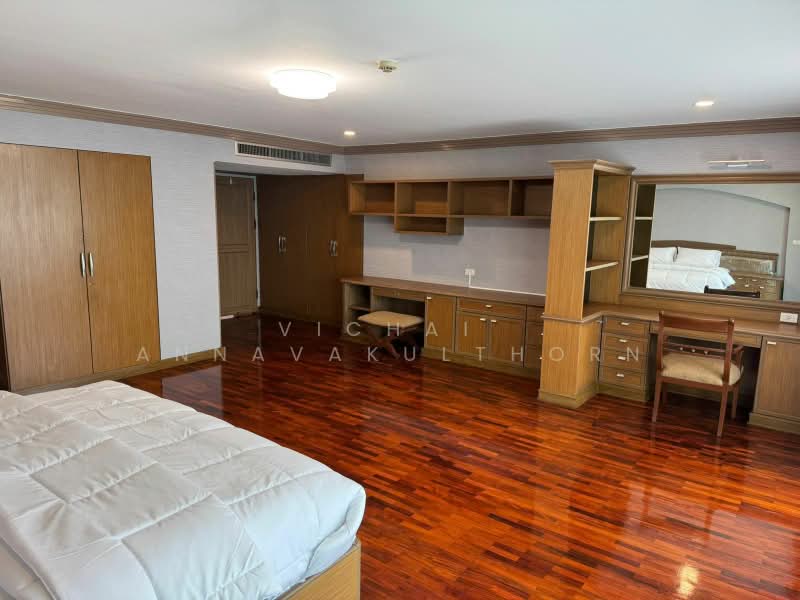 Wattana Heights, Bangkok, Sukhumvit Road, Khlongtoei Nua, Watthana, Bangkok, 3 Bedrooms, 350 sqm, Condo For Rent, by Vichai Annavakulthorn, 500360806 - DDproperty.com