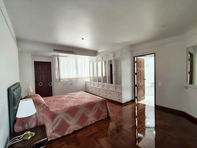 Ruamsuk Condominium, Bangkok, 12 Soi Athakravi, Khong Tan, Khlong Toei, Bangkok, 4 Bedrooms, 350 sqm, Condo For Rent, by Boonraksa Sopak, 500360818 - DDproperty.com