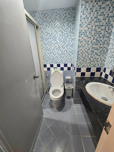 Lumpini Place Suanplu-Sathorn, Bangkok, 435-112 Suan Plu, Thung Maha Mek, Sathon, Bangkok, 2 Bedrooms, 47 sqm, Condo For Rent, by Boonraksa Sopak, 500360872 - DDproperty.com