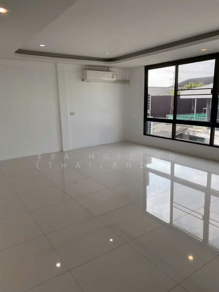 พรีเมี่ยมพร้อมใช้งาน ไฟ 3 เฟส สวนผักราชฤกษ์ ตลิ่งชัน, ปทุมธานี, ลำลูกกา, ลำลูกกา, ปทุมธานี, 1,107 ตร.ม., โกดัง-โรงงาน ขาย, โดย ERA Holding (Thailand) Co., Ltd., 500360875 - DDproperty.com