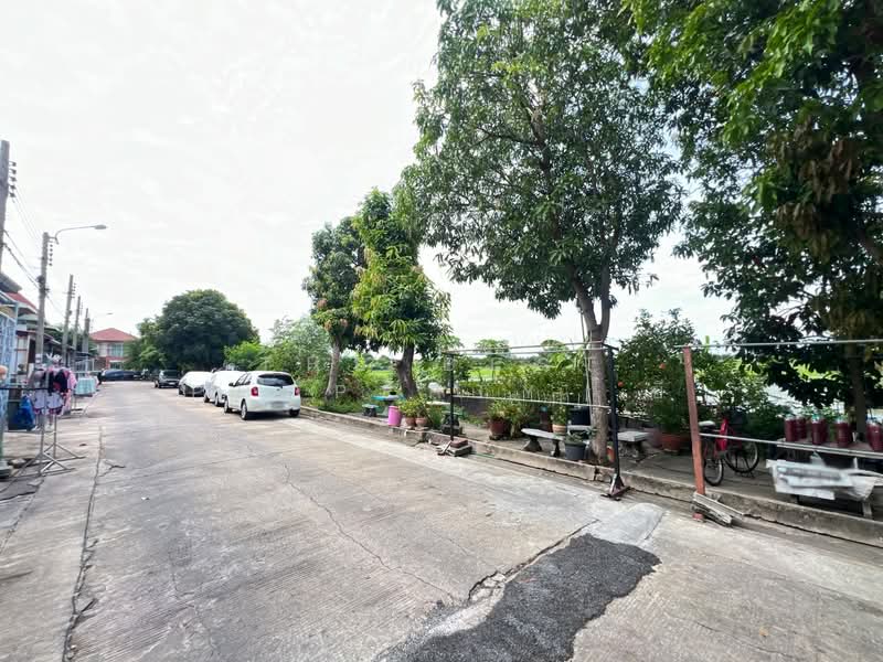 หมู่บ้านบัวทอง4 บ้านกล้วย-ไทรน้อย, Nonthaburi, Bang Khu Rat, Bang Bua Thong, Nonthaburi, 2 Bedrooms, 120 sqm, Townhouse For Sale, by The Best Property บี, 500360920 - DDproperty.com