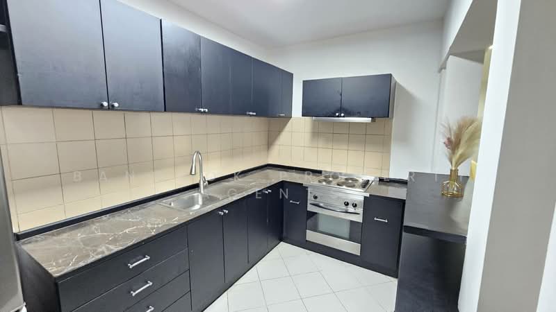 Charktip Court, Bangkok, 62 Soi Sukhumvit 51, Khlongtoei Nua, Watthana, Bangkok, 2 Bedrooms, 121 sqm, Condo For Rent, by BANGKOK PROPERTY AGENTS, 500360937 - DDproperty.com