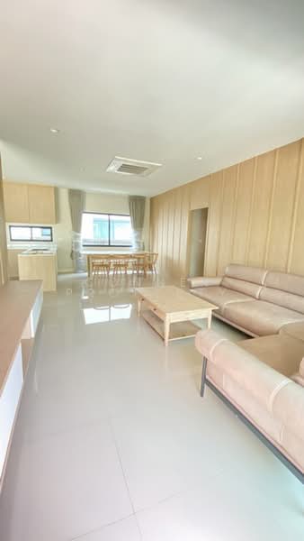 Setthasiri Wongwaen-Lamlukka, Pathum Thani, P.T.3004, Bung Kham Proi, Lam Luk Ka, Pathum Thani, 5 Bedrooms, 366 sqm, Single Detached House For Sale, by Connex Property, 500360970 - DDproperty.com
