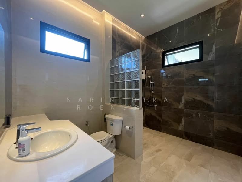 undefined, Bangkok, Suan Luang, Bangkok, 4 Bedrooms, 550 sqm, Villa For Sale, by Narinthira Roengrit, 500360993 - DDproperty.com