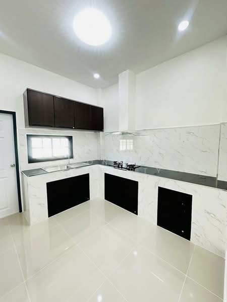Rattanakorn Village 18, Chon Buri (Pattaya), Na Kloe, Bang Lamung (Pattaya), Chon Buri (Pattaya), 3 Bedrooms, 85 sqm, Villa For Sale, by Connex Property, 500361022 - DDproperty.com