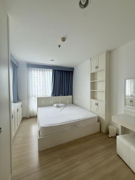 Life @ Sathorn 10, Bangkok, 48 Soi Sathorn 10, Sathorn Road, Silom, Bang Rak, Bangkok, 1 Bedroom, 40 sqm, Condo For Rent, by Kanchana Praneewong, 500361047 - DDproperty.com