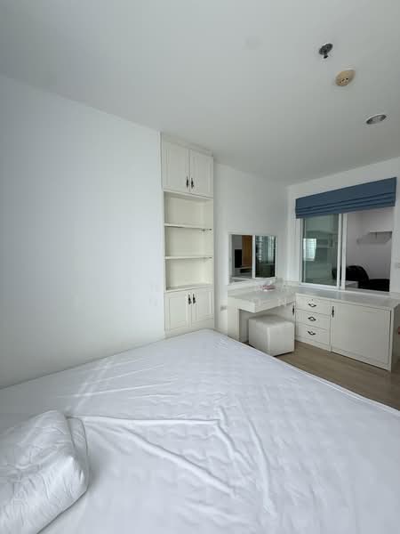 Life @ Sathorn 10, Bangkok, 48 Soi Sathorn 10, Sathorn Road, Silom, Bang Rak, Bangkok, 1 Bedroom, 40 sqm, Condo For Rent, by Kanchana Praneewong, 500361047 - DDproperty.com