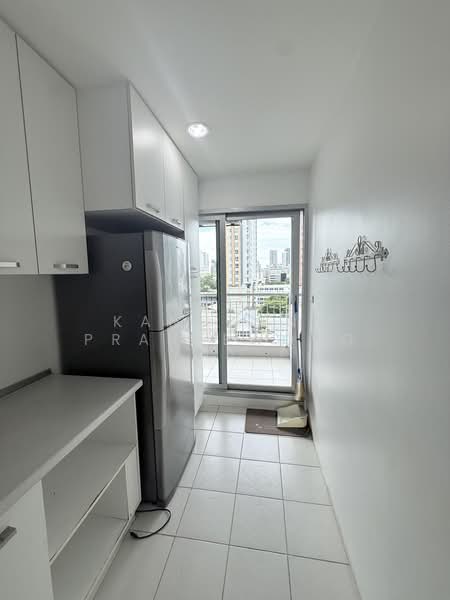 Life @ Sathorn 10, Bangkok, 48 Soi Sathorn 10, Sathorn Road, Silom, Bang Rak, Bangkok, 1 Bedroom, 40 sqm, Condo For Rent, by Kanchana Praneewong, 500361047 - DDproperty.com