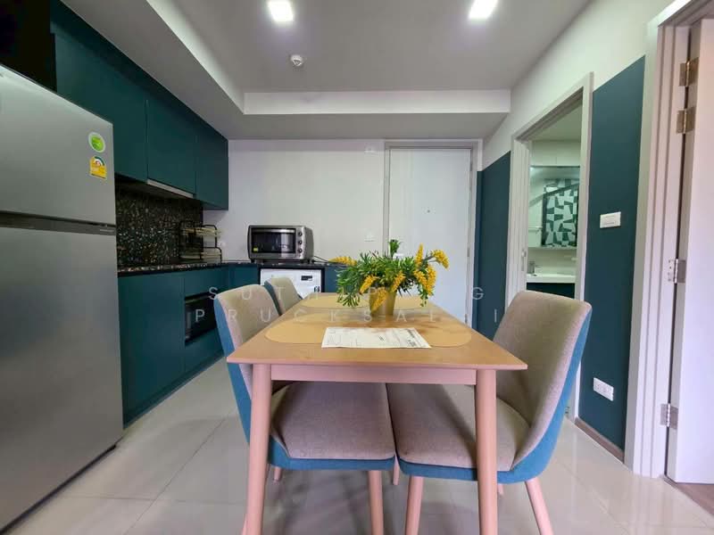 The Base Sukhumvit 50, Bangkok, Soi Roem Charoen 1, Sukhumvit 50 Road, Phra Kanong, Khlong Toei, Bangkok, 2 Bedrooms, 47 sqm, Condo For Rent, by Suthipong Prucksalai, 500361065 - DDproperty.com