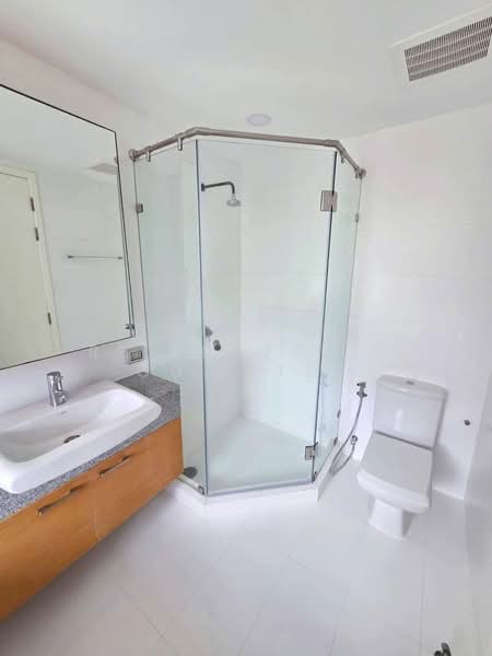 Manhattan Chidlom, Bangkok, 1032 Phetchaburi 32 Alley, Makkasan, Ratchathewi, Bangkok, 2 Bedrooms, 90 sqm, Condo For Rent, by RE PROPERTY CO.,LTD., 500361072 - DDproperty.com