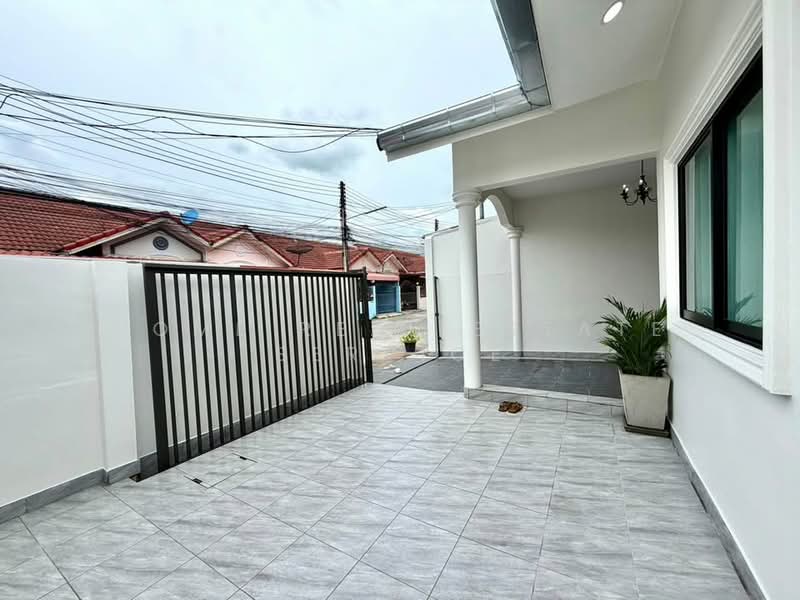 หมอนนาง, Chon Buri (Pattaya), Bang Lamung, Bang Lamung (Pattaya), Chon Buri (Pattaya), 2 Bedrooms, 100 sqm, Townhouse For Sale, by HOME Real Estate Service, 500361080 - DDproperty.com