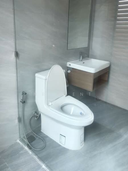 ALTITUDE FOREST ONNUT-LATKRABANG, Bangkok, Lat Krabang, Bangkok, 3 Bedrooms, 203 sqm, Townhouse For Rent, by NR AGENT, 500361197 - DDproperty.com
