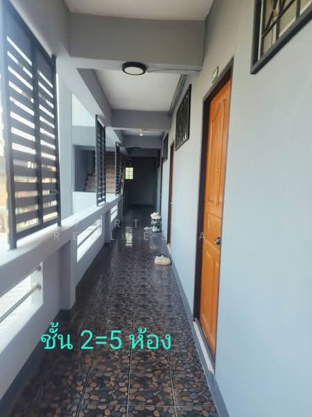 ขายด่วน! อพาร์ทเม้นท์ 5 ชั้น 23 ห้อง เนื้อที่ 62 ตรว, Pathum Thani, Khlong Chet, Khlong Luang, Pathum Thani, , 6 sqm, Shophouse For Sale, by Forty-Six Real Estate Group, 500361209 - DDproperty.com