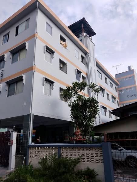 ขาย! อพาร์ทเม้นท์ ย่านลาดกระบัง | 4 ชั้น จำนวน 28 ห้อง, Bangkok, Lam Pla Tiew, Lat Krabang, Bangkok, , 20 sqm, Shophouse For Sale, by Forty-Six Real Estate Group, 500361235 - DDproperty.com