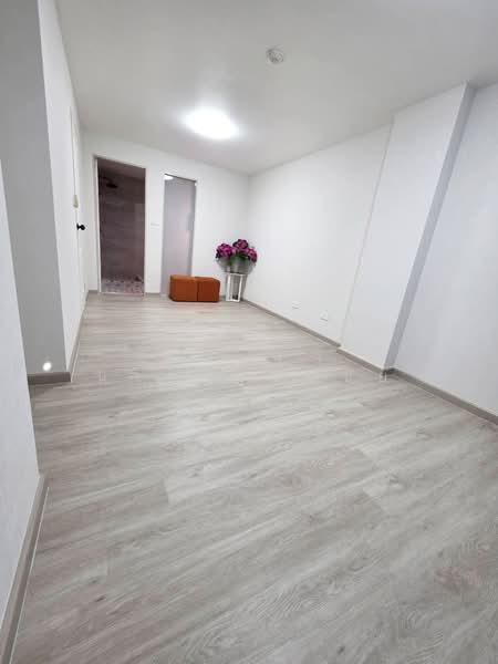 Casitas condominium, Samut Prakan, Srinakarin, Bang Kaeo, Bang Plee, Samut Prakan, 1 Bedroom, 40 sqm, Condo For Sale, by ปุณณภา นารานนทชัย, 500361299 - DDproperty.com