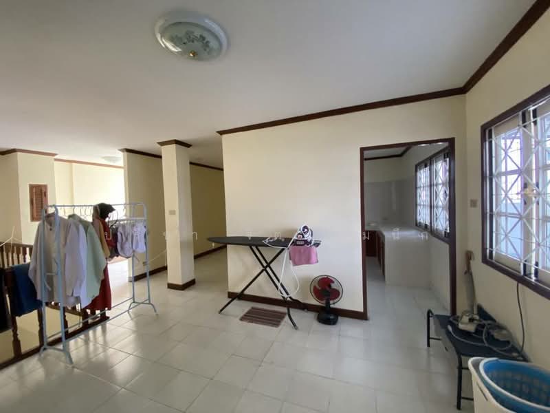 Townhouse 4 Beds, 300 sq m, suitable for residence or home office about 1.5 km walk from BTS Ari, Bangkok, พหลโยธิน, Samsen Nai, Phaya Thai, Bangkok, 4 Bedrooms, 300 sqm, Townhouse For Rent, by ปรีชา จิตต์สมนึก, 500361316 - DDproperty.com