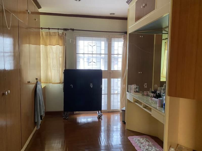Townhouse 4 Beds, 300 sq m, suitable for residence or home office about 1.5 km walk from BTS Ari, Bangkok, พหลโยธิน, Samsen Nai, Phaya Thai, Bangkok, 4 Bedrooms, 300 sqm, Townhouse For Rent, by ปรีชา จิตต์สมนึก, 500361316 - DDproperty.com