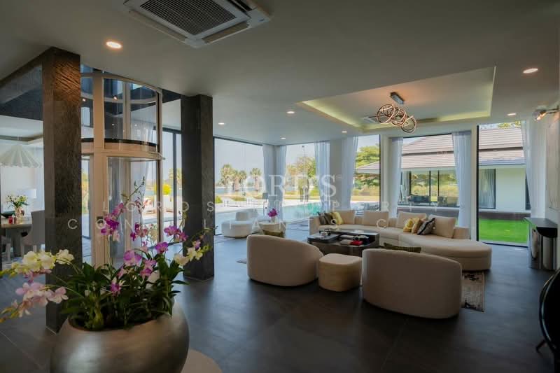 Palm Hills Golf Club and Residence, Phetchaburi, 1444 Phet Kasem Rd, Cha-am, Cha-Am, Phetchaburi, 4 Bedrooms, 680 sqm, Villa For Sale, by Mark Puttkammer, 500361332 - DDproperty.com