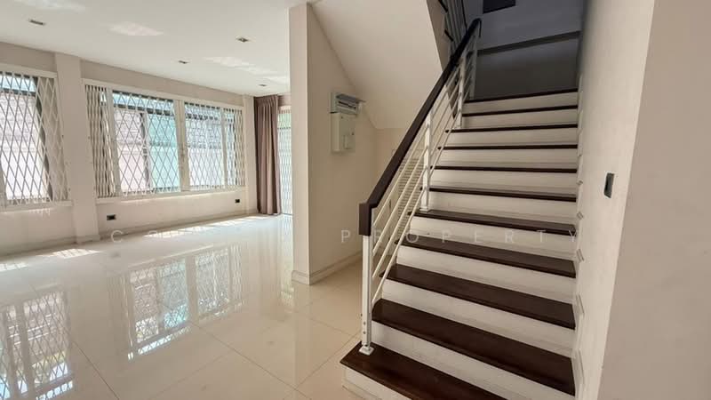 Perfect Place Phatthanakan-Srinakarin, Bangkok, 7/24 On Nut 80 Yaek 5, Prawet, Bangkok, 3 Bedrooms, 198 sqm, Single Detached House For Sale, by Connex Property, 500361339 - DDproperty.com