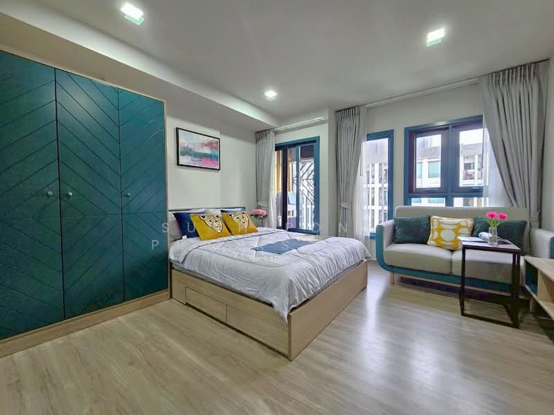 The Base Sukhumvit 50, Bangkok, Soi Roem Charoen 1, Sukhumvit 50 Road, Phra Kanong, Khlong Toei, Bangkok, Studio, 26 sqm, Condo For Sale, by Suthipong Prucksalai, 500361344 - DDproperty.com