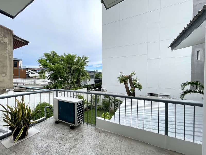 Ekkamai House soi 10, กรุงเทพ, พระโขนงเหนือ, วัฒนา, กรุงเทพ, 300 ตร.ม., บ้านเดี่ยว ให้เช่า, โดย สุกัญญา เทพจันทรา (เบตตี้), 500361366 - DDproperty.com