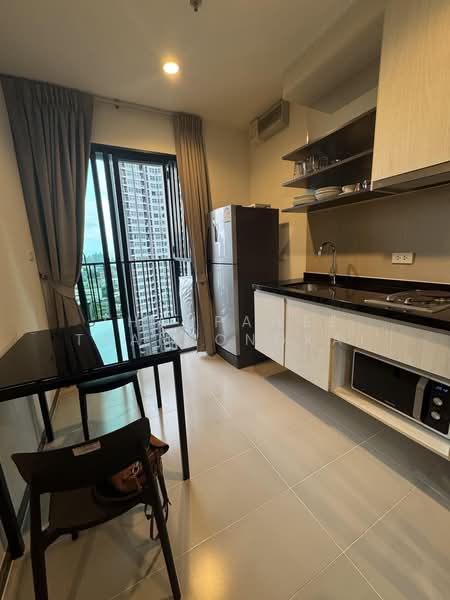 The Base Park East Sukhumvit 77, Bangkok, 99 Soi Pridi Banomyong 2, Phra Kanong Nua, Watthana, Bangkok, 1 Bedroom, 31 sqm, Condo For Rent, by Thanpawee Tuanpongkai, 500361373 - DDproperty.com
