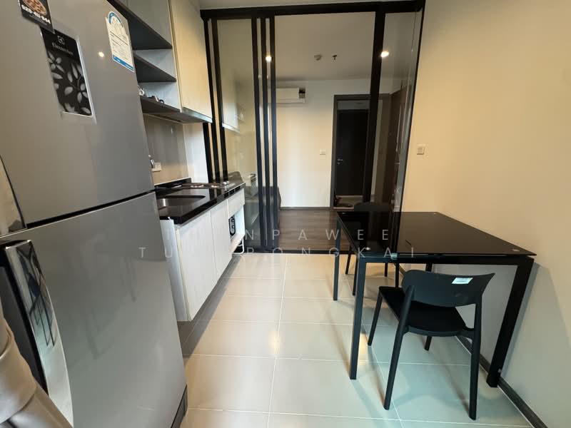 The Base Park East Sukhumvit 77, Bangkok, 99 Soi Pridi Banomyong 2, Phra Kanong Nua, Watthana, Bangkok, 1 Bedroom, 31 sqm, Condo For Rent, by Thanpawee Tuanpongkai, 500361373 - DDproperty.com