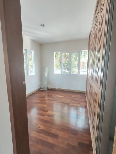 Laddarom Elegance Rama 5-2, Nonthaburi, Nakhon In Road, Bang Khun Kong, Bang Kruai, Nonthaburi, 3 Bedrooms, 350 sqm, Single Detached House For Sale, by Benz comfy agent, 500361378 - DDproperty.com