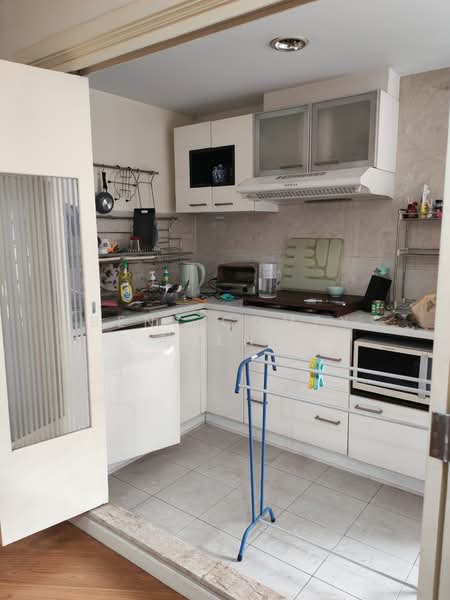Lumpini Suite Ratchada-Rama 3, Bangkok, Soi Naradhiwat Rajanagarindra 30, Chong Nonsi, Yan Nawa, Bangkok, 3 Bedrooms, 109 sqm, Condo For Sale, by Benz comfy agent, 500361383 - DDproperty.com