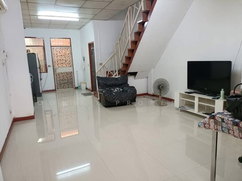 Baan Ranee 5 Kaset-Nawamin, Bangkok, 101 Sukhonthasawat Soi 1, Chorake Bua, Lat Phrao, Bangkok, 4 Bedrooms, 21 sqm, Townhouse For Sale, by Connex Property, 500361387 - DDproperty.com