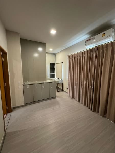 The Verona Village Rama 9-New Krungthepkrita, Bangkok, Patthana Chonabot 3 Road, Khlong Song Ton Nun, Lat Krabang, Bangkok, 2 Bedrooms, 140 sqm, Townhouse For Rent, by คุณวรพรรษสร ศศิโรจน์โสภณ, 500361415 - DDproperty.com
