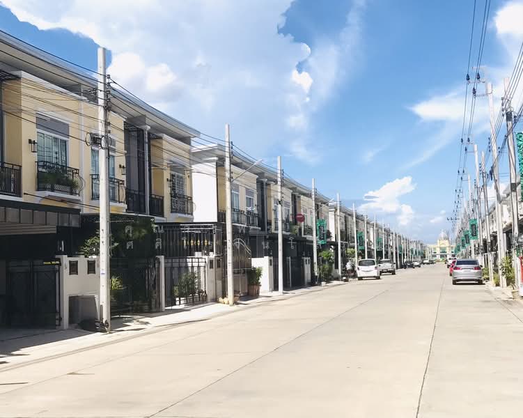 The Verona Village Rama 9-New Krungthepkrita : เดอะ เวโรนา วิลเลจ พระราม 9-กรุงเทพกรีฑา, กรุงเทพ, ถนนพัฒนาชนบท 3, คลองสองต้นนุ่น, ลาดกระบัง, กรุงเทพ, 140 ตร.ม., ทาวน์เฮ้าส์ ให้เช่า, โดย คุณวรพรรษสร ศศิโรจน์โสภณ, 500361415 - DDproperty.com