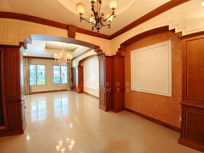 Urban Sathorn, Bangkok, Ratchaphruek Road, Bang Chak, Phasi Charoen, Bangkok, 3 Bedrooms, 250 sqm, Townhouse For Rent, by Wuthikorn Prasomsan, 500361423 - DDproperty.com