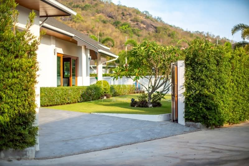 Hillside Hamlet Homes 7 : ฮิลไซด์ แฮมเลต 7, ประจวบคีรีขันธ์, หินเหล็กไฟ, หัวหิน, ประจวบคีรีขันธ์, 299 ตร.ม., วิลล่า ขาย, โดย Mark Puttkammer, 500361431 - DDproperty.com