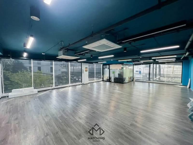 Office for Rent, Rama 9, 1,000 sq.m. (104 sq.m.), Bangkok, Huai Khwang, Bangkok, , 1,000 sqm, Office Space For Rent, by Tida phanthonglarptawee, 500361432 - DDproperty.com