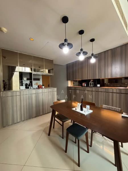 The Empire Place : ดิ เอ็มไพร์ เพลซ, กรุงเทพ, 88 ถนนนราธิวาสราชนครินทร์, ทุ่งมหาเมฆ, สาทร, กรุงเทพ, 106 ตร.ม., คอนโด ให้เช่า, โดย Supatra Khanapan, 500361433 - DDproperty.com