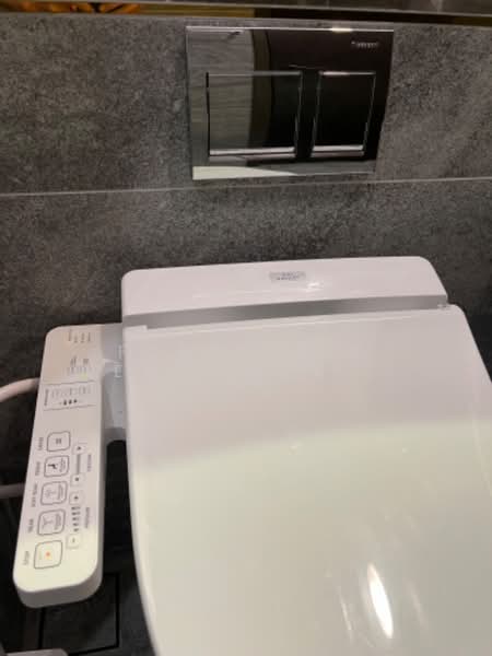 The Esse Sukhumvit 36, Bangkok, Soi Sukhumvit 36, Sukhumvit Road, Phra Kanong, Khlong Toei, Bangkok, 1 Bedroom, 42 sqm, Condo For Rent, by Forty-Six Real Estate Group, 500361496 - DDproperty.com
