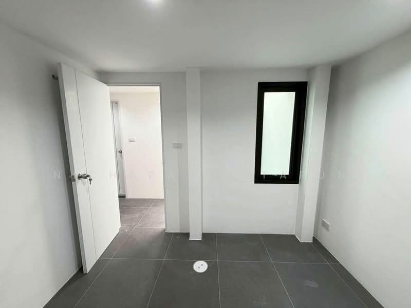Prominent Place, Bangkok, Ramkhamhaeng 24 Alley, Hua Mak, Bang Kapi, Bangkok, 4 Bedrooms, 26 sqm, Apartment For Sale, by Nichapa Nuntapun, 500361512 - DDproperty.com