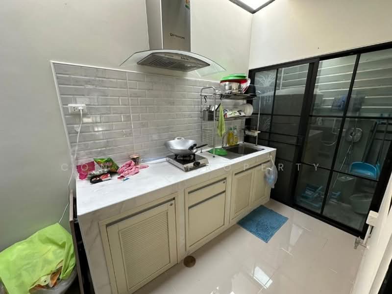 Baan Klang Muang Srinakarin – Onnut, Bangkok, 174 Soi On Nut 70/1, Prawet, Bangkok, 3 Bedrooms, 141 sqm, Townhouse For Rent, by Connex Property, 500361521 - DDproperty.com