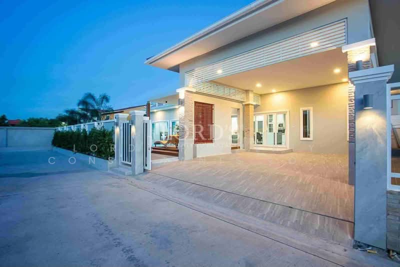 Hua Hin Soi 102, Prachuap Khiri Khan, Nong Kae, Hua Hin, Prachuap Khiri Khan, 3 Bedrooms, 222 sqm, Villa For Sale, by Mark Puttkammer, 500361548 - DDproperty.com