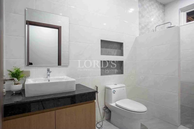 Hua Hin Soi 102, Prachuap Khiri Khan, Nong Kae, Hua Hin, Prachuap Khiri Khan, 3 Bedrooms, 222 sqm, Villa For Sale, by Mark Puttkammer, 500361548 - DDproperty.com