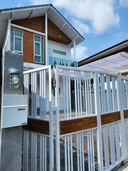2-BR House, Bangkok, Bang Chak, Phra Khanong, Bangkok, 2 Bedrooms, 150 sqm, Single Detached House For Sale, by Pemika Aukkaraleekul, 500361637 - DDproperty.com