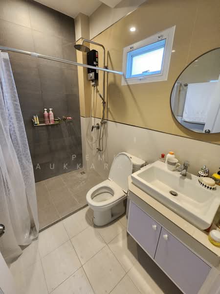 2-BR House, Bangkok, Bang Chak, Phra Khanong, Bangkok, 2 Bedrooms, 150 sqm, Single Detached House For Sale, by Pemika Aukkaraleekul, 500361637 - DDproperty.com
