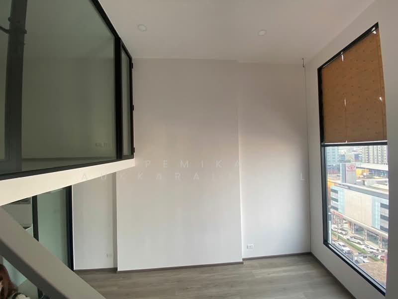 SOHO Bangkok Ratchada, Bangkok, 74 Pracha Rat Bamphen Rd, Huai Khwang, Bangkok, 1 Bedroom, 36 sqm, Condo For Sale, by Pemika Aukkaraleekul, 500361644 - DDproperty.com