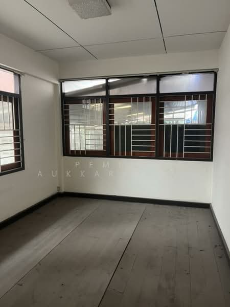 บ้าน 6-ห้องนอน, กรุงเทพ, วัดท่าพระ, บางกอกใหญ่, กรุงเทพ, 180 ตร.ม., บ้านเดี่ยว ขาย, โดย Pemika Aukkaraleekul, 500361683 - DDproperty.com