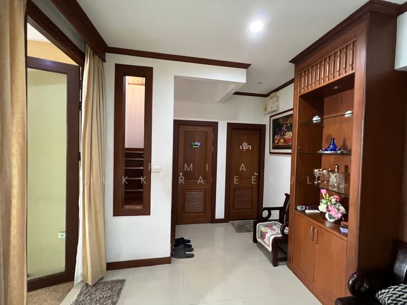 undefined, Bangkok, Lat Phrao, Bangkok, 4 Bedrooms, 382 sqm, Single Detached House For Sale, by Pemika Aukkaraleekul, 500361700 - DDproperty.com