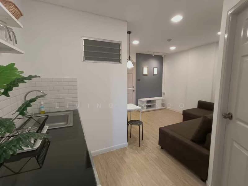 Lumpini Condo Town Bodindecha Ramkhamhaeng : ลุมพินี คอนโดทาวน์ บดินทรเดชา รามคำแหง, กรุงเทพ, ซอย รามคำแหง 43/1, พลับพลา, วังทองหลาง, กรุงเทพ, 28 ตร.ม., คอนโด ให้เช่า, โดย Living Condo, 500361723 - DDproperty.com